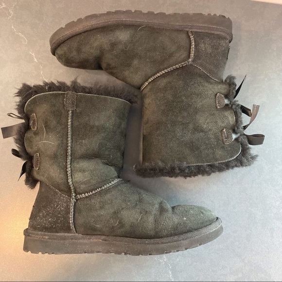 UGG sz 6 black suede Bailey bow mid boots - Picture 9 of 12